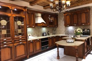  Luxury china classical kitchen cabinets design solid wood pr-m0728-11